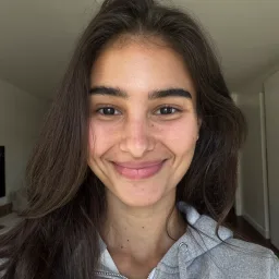Aisha Khan